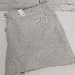 'GAP' HERITAGE LOGO SHORTS